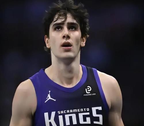 斯维泰克印,第安韦尔斯,夺冠,开宝体育官网,KaiBao,Sports,足球直播,篮球赛事,体育高清,NBA直播