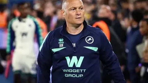 湖人首战詹姆斯领衔首发，火箭狄龙及东契奇同列先发阵容